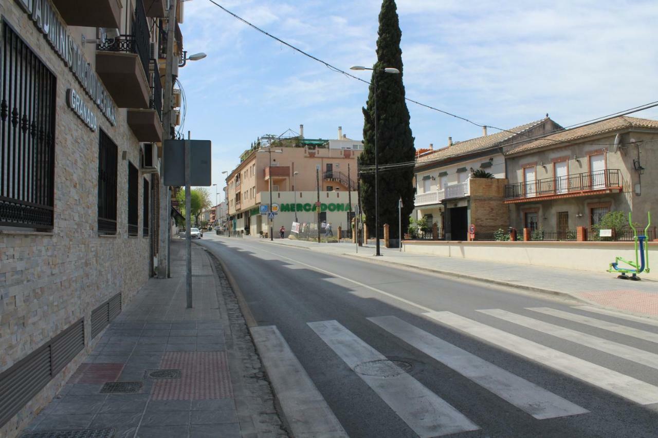 Apartamento en Ogíjares, a 3 kilómetros de Granada Exterior foto